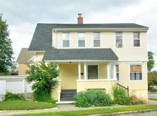 61 Hope St, Bridgeport, CT 06605