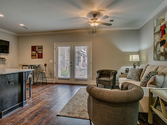 4th image of 2150 3rd Ct APT 701