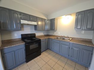 2805 Stacie Dr, Violet, LA 70092