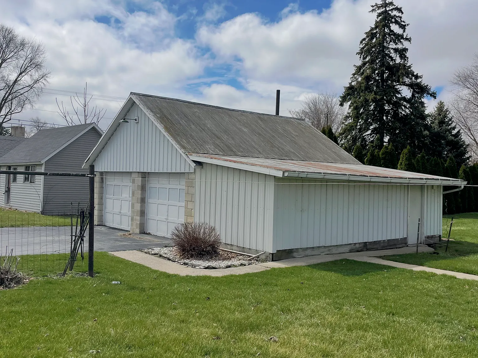 4 bed, 1530 sqft, $1,500 — Photo 2