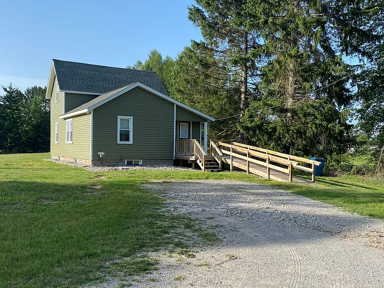 2921 E Mier Rd — Photo 11