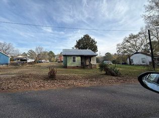 107 Locust St, Great Falls, SC 29055