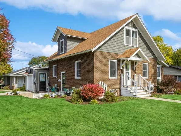 508 W Maple St, Williamsburg, IA 52361