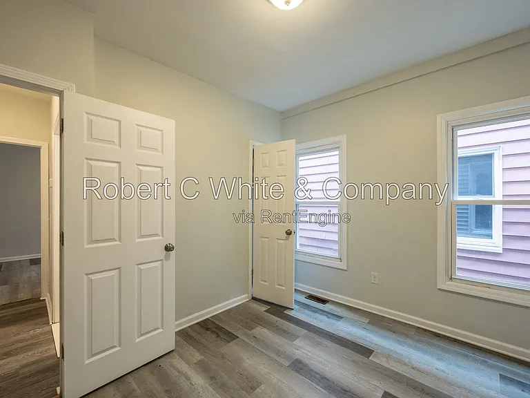 687 Winchester Ave #1 — Photo 13