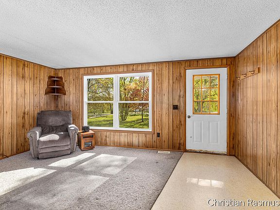 4th image of 763 N Grow Rd