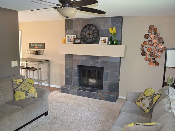 3rd image of 4414 Lake Villa Dr
