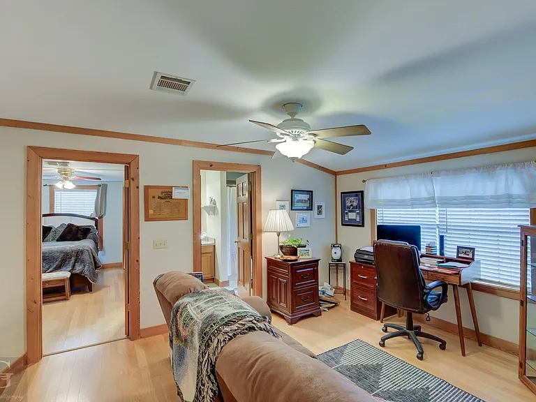 2147 Highway 172 — Photo 9