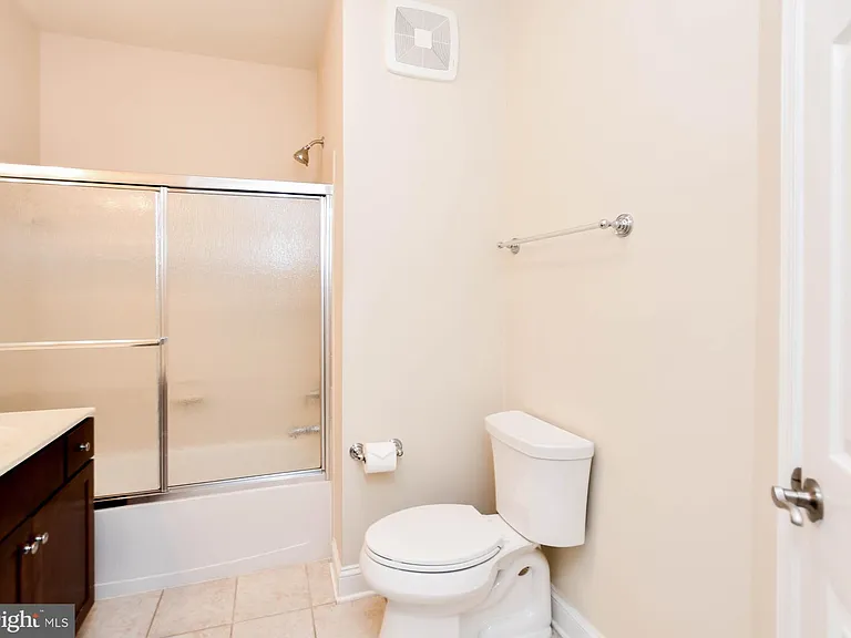 3910 Doc Berlin Dr #13 — Photo 14