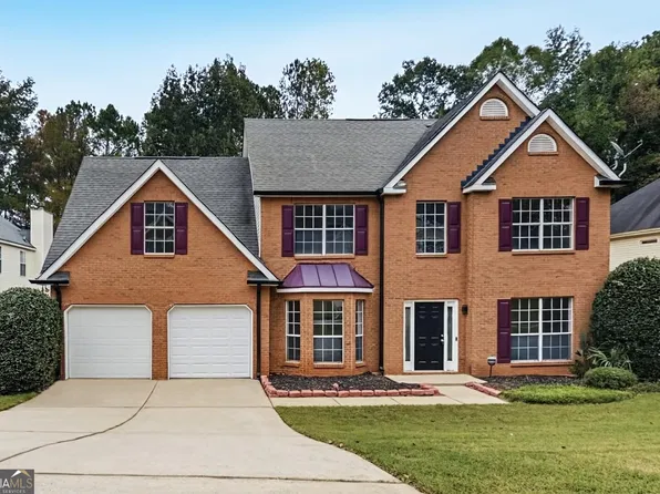 175 Championship Ct, Fayetteville, GA 30215
