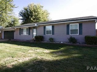 208 Saint Anthony Ct, South Pekin, IL 61564