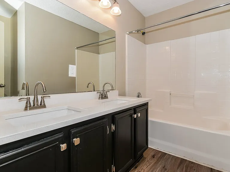 2316 Graystone Dr — Photo 16