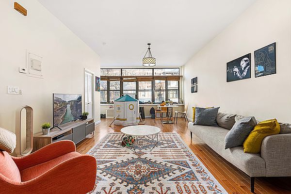 1st image of 432 5th Ave #1