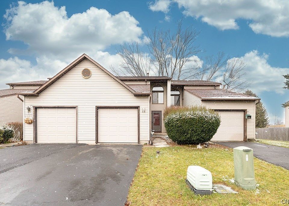 1st image of 8488 Bubbling Springs Dr