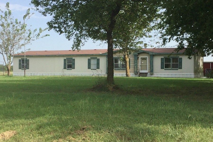 2nd image of 220 Vz County Road 3908