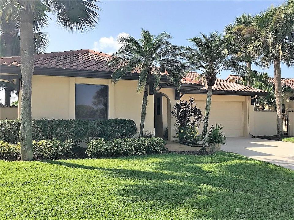 1st image of 3282 SW Bobalink Way