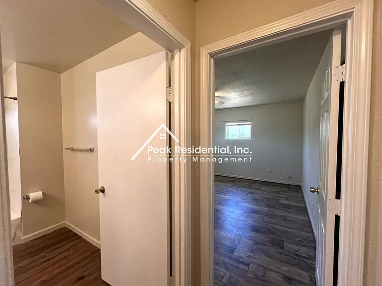 3201 Leona Cir — Photo 13