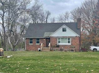 5986 Flemings Lake Rd, Clarkston, MI 48346