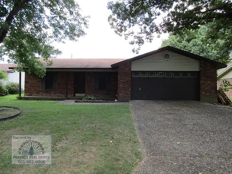 8 Patty Ln — Photo 3