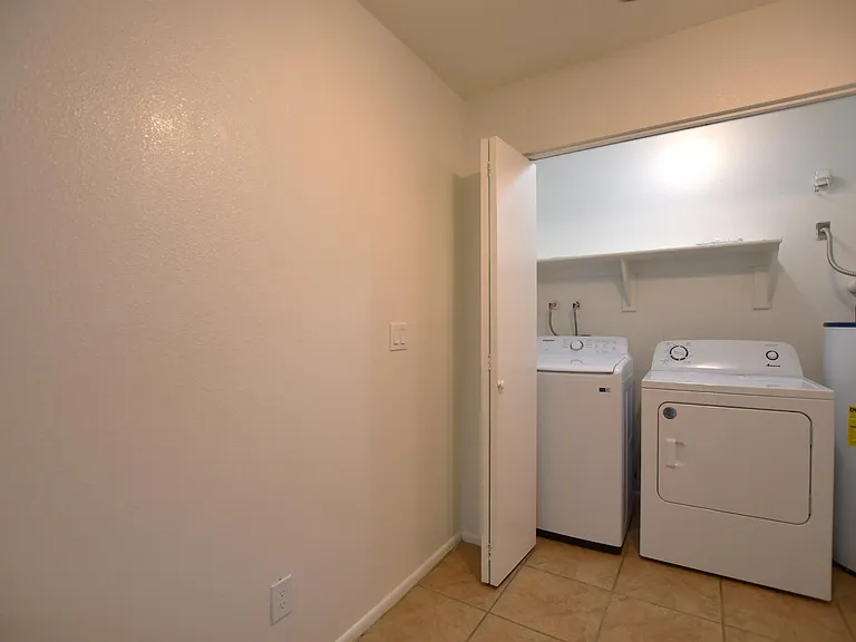 875 S Nebraska St — Photo 20