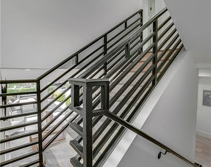 608 Heliotrope Ave — Photo 27