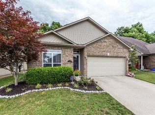 2652 Crystal Falls Rd, Lexington, KY 40509