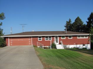 1308 Douglas St, Wayne, NE 68787