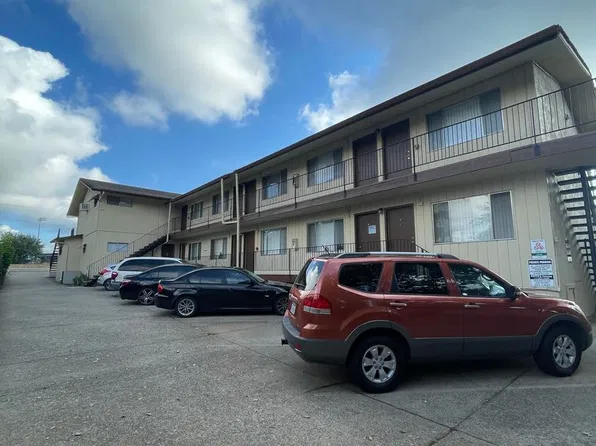 2445 Old Eureka Way #A-j, Redding, CA 96001