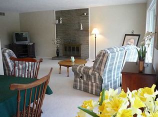 62 Coronado Dr, Rochester, NY 14617