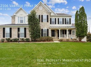 22106 Vantage Pointe Pl, Ashburn, VA