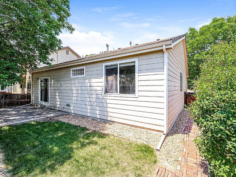 8334 S Quay Ct — Photo 15