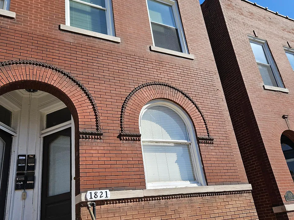 1823 Allen Ave #2F