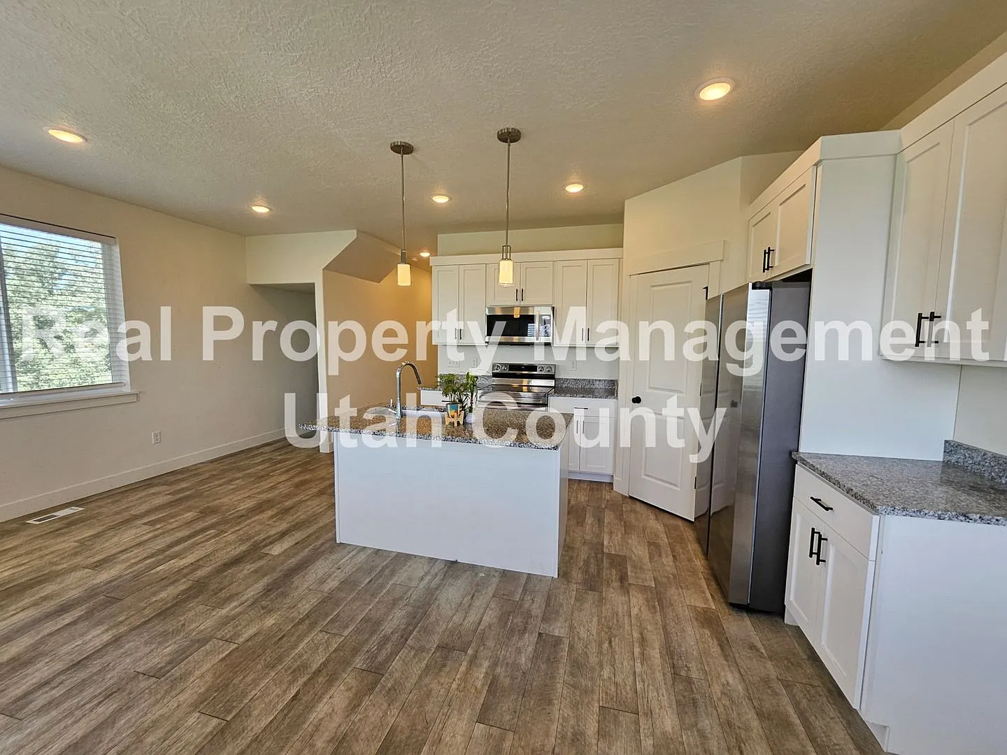 Provo Town home — Photo 4