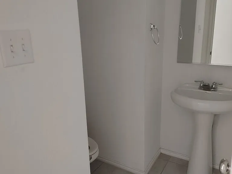 142 Plumcove Dr — Photo 28