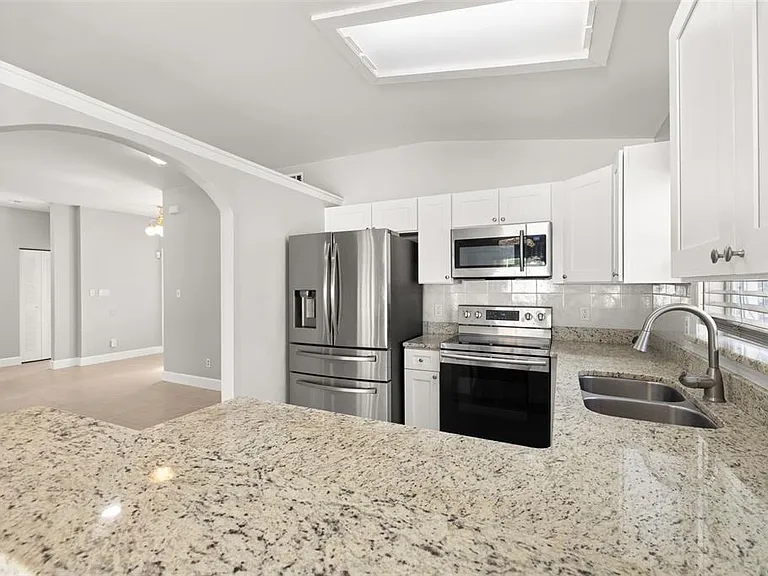 11218 Worley Ave — Photo 12