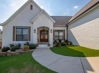 9949 Laurel Oak Dr, Sherwood, AR 72120