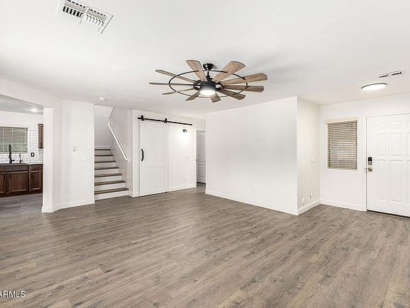 5th image of 42003 W HILLMAN Drive