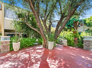 Parkwood Villas, Bellflower, CA 90706