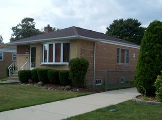 4612 W 99th St, Oak Lawn, IL 60453