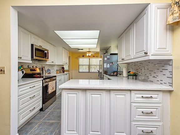 2nd image of 1605 LELAND DRIVE