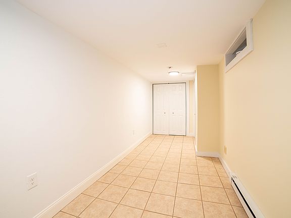 5th image of 11 Summer St #B