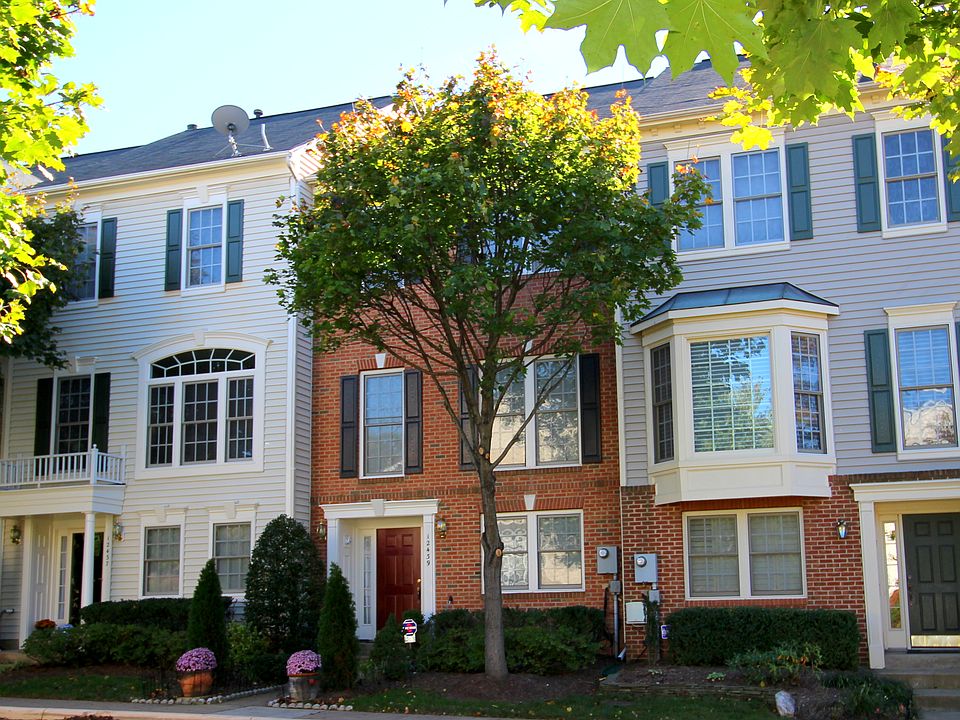 1st image of 12439 Cedar Lakes Dr