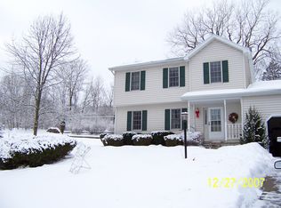 3399 Brugger Pl, Mc Farland, WI 53558