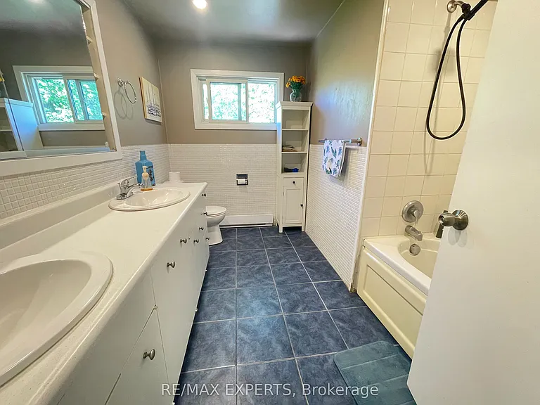 23 Townley St #UPPER — Photo 8