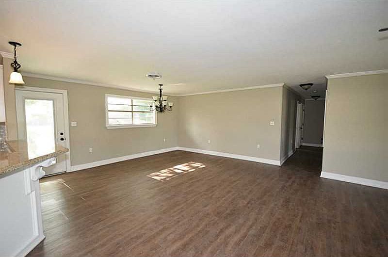 1st image of 614 Lejuanta St