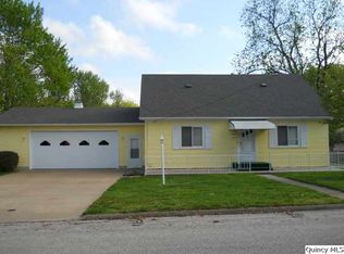 1610 Adams St, Quincy, IL 62301