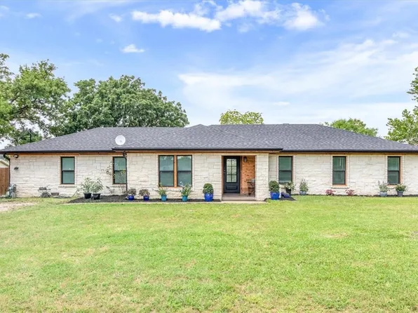 1307 E McLennan Ave, Mart, TX 76664