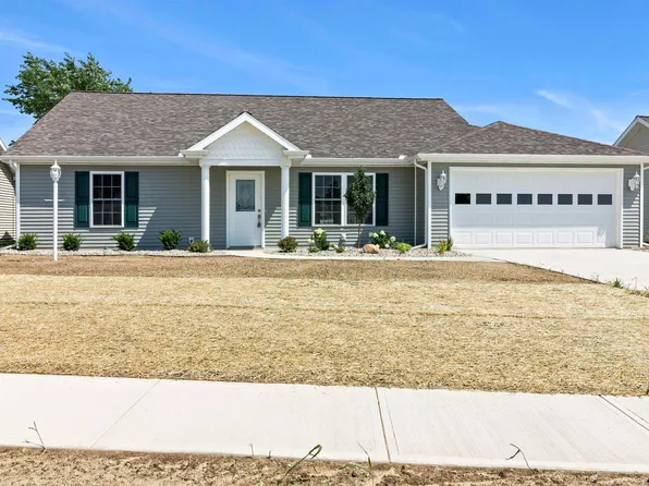 68 Cobblestone Blvd, Gas City, IN 46933