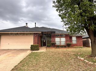 17316 Valley Crst, Edmond, OK 73003