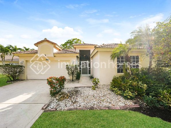 3900 Majestic Palm Way