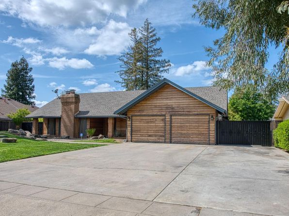 8829 N Millbrook Ave, Fresno, CA 93720